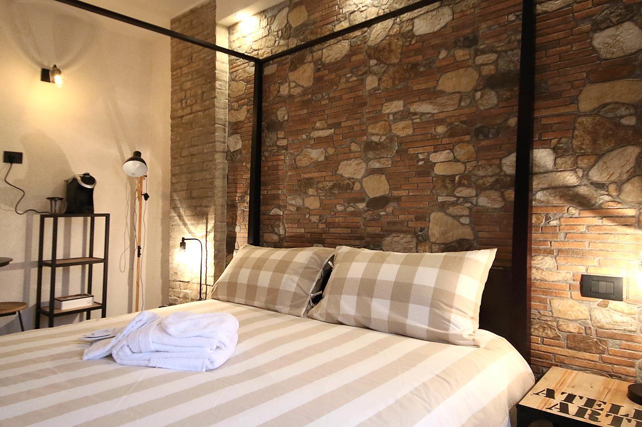 La Maesta' Bed & Breakfast Лангирано Екстериор снимка